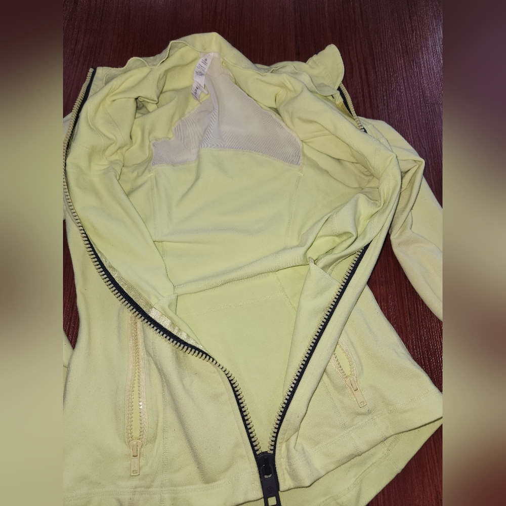 Lululemon Yellow Women's Define Jacket - Picture 4 of 11